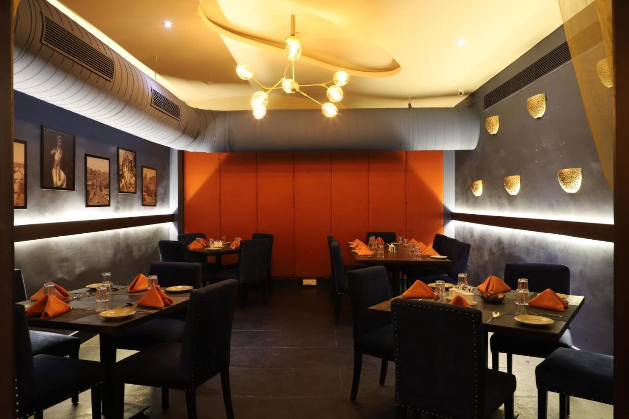 The Purple Leaf Hotels Hyderabad Bagian luar foto