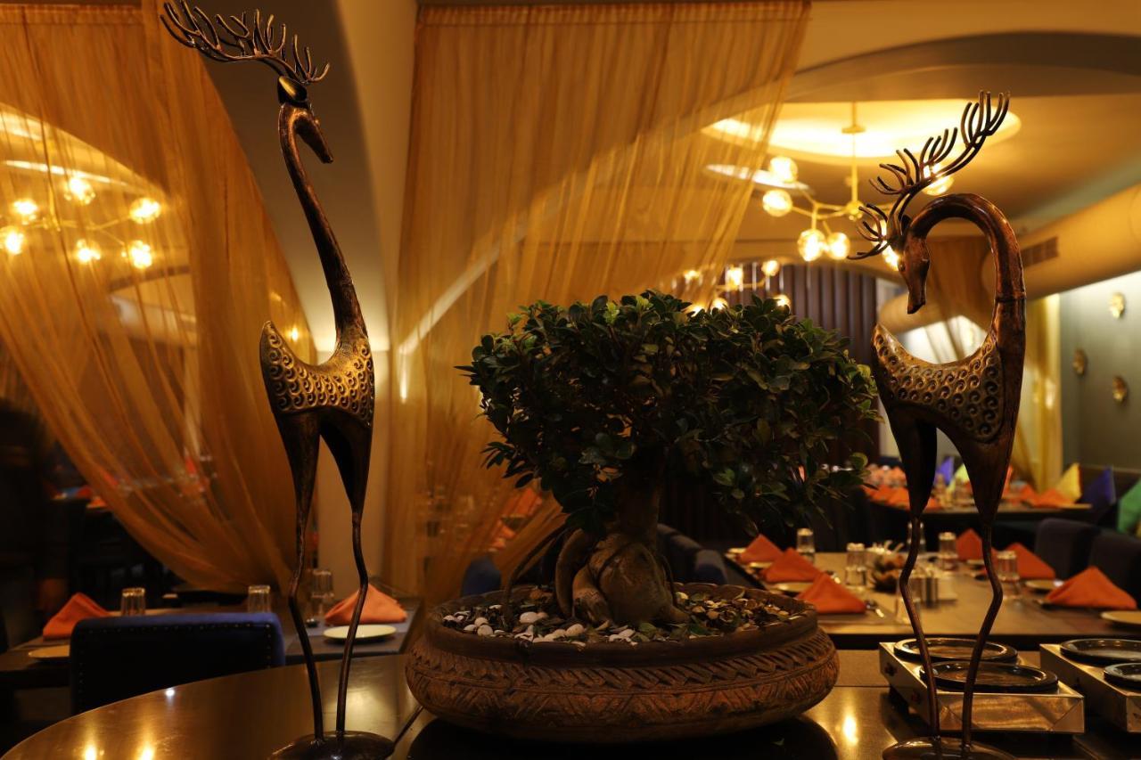 The Purple Leaf Hotels Hyderabad Bagian luar foto